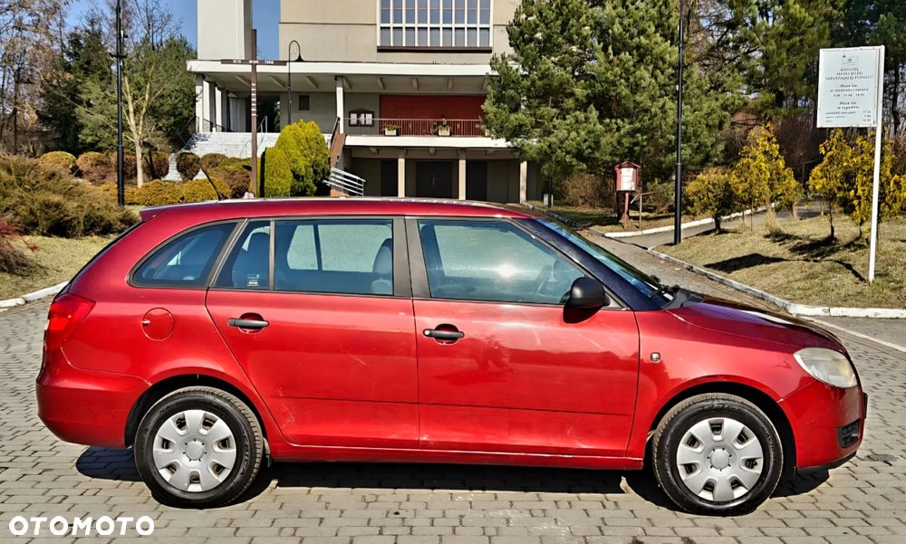 Skoda Fabia - 3