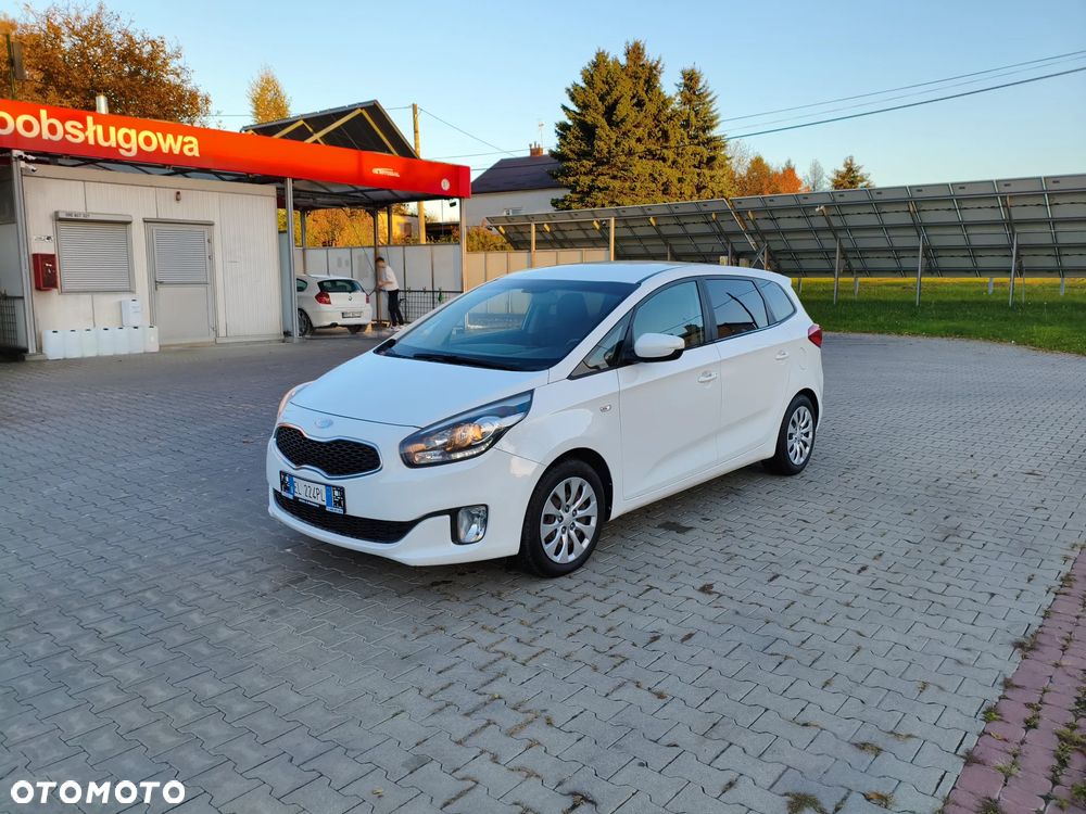 Kia Carens