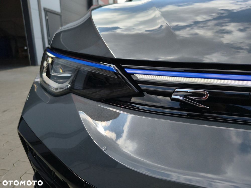 Volkswagen Golf - 13