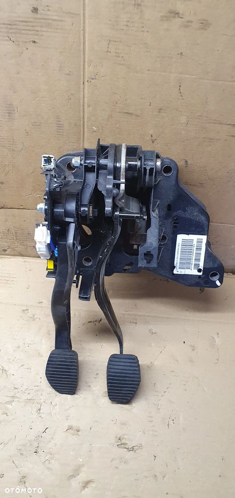 Pedały pedał hamulca sprzęgła Citroen C5 III 9677777680 - 4