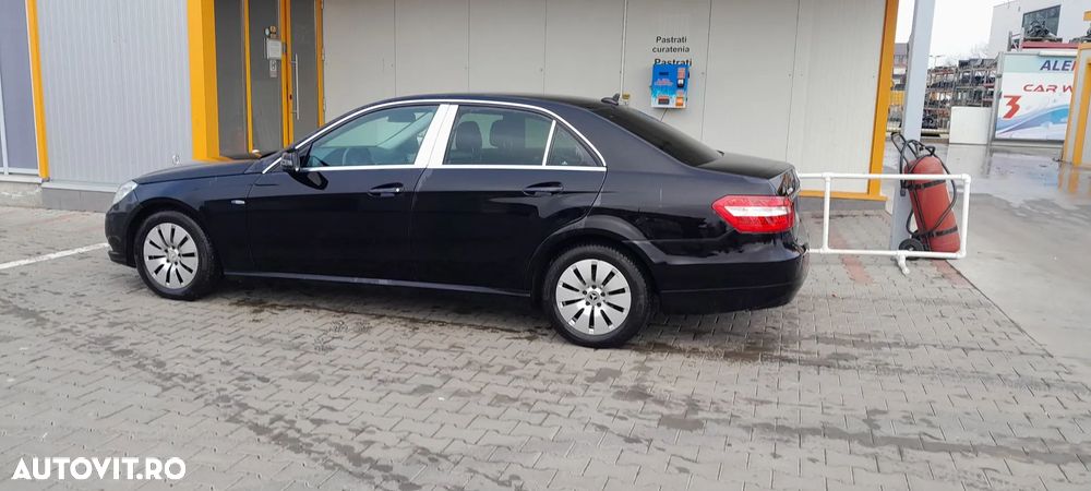 Mercedes-Benz E 200 CDI DPF BlueEFFICIENCY 7G-TRONIC - 6