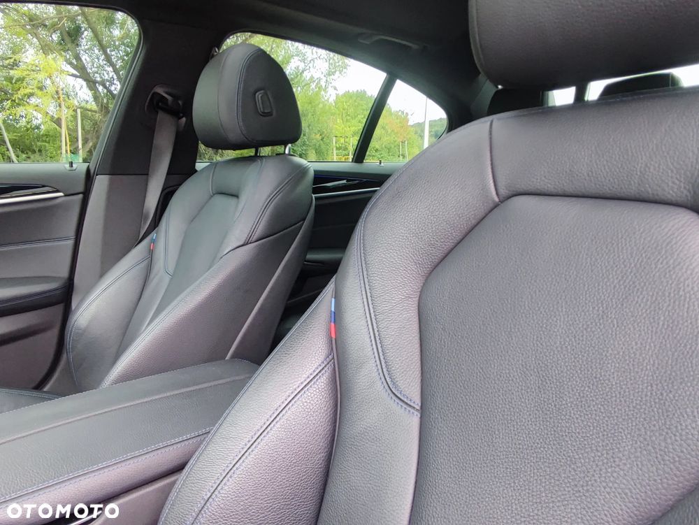 BMW Seria 5 530i xDrive M Sport sport - 18