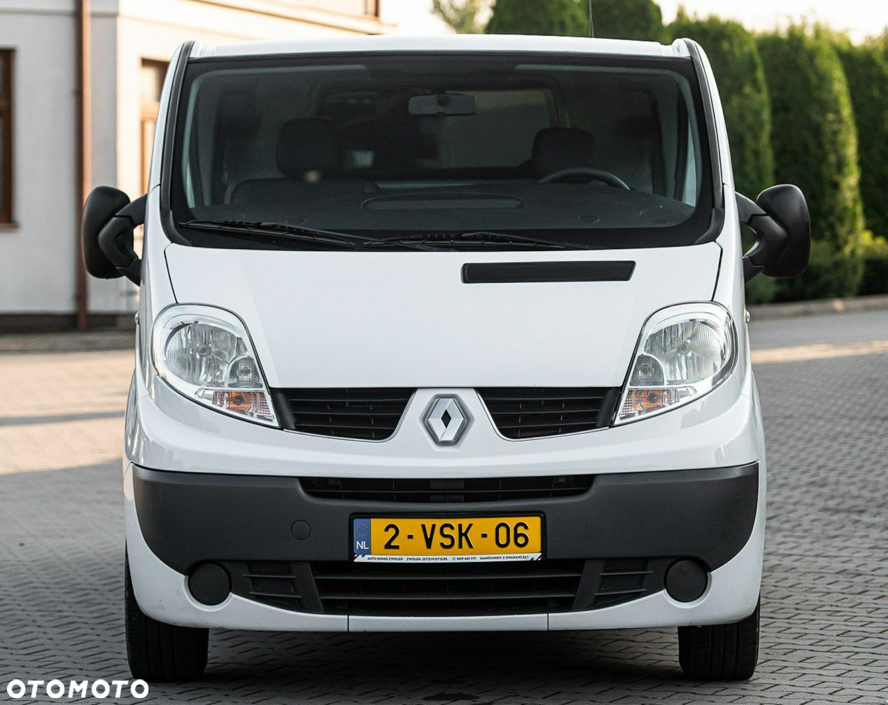 Renault Trafic - 10