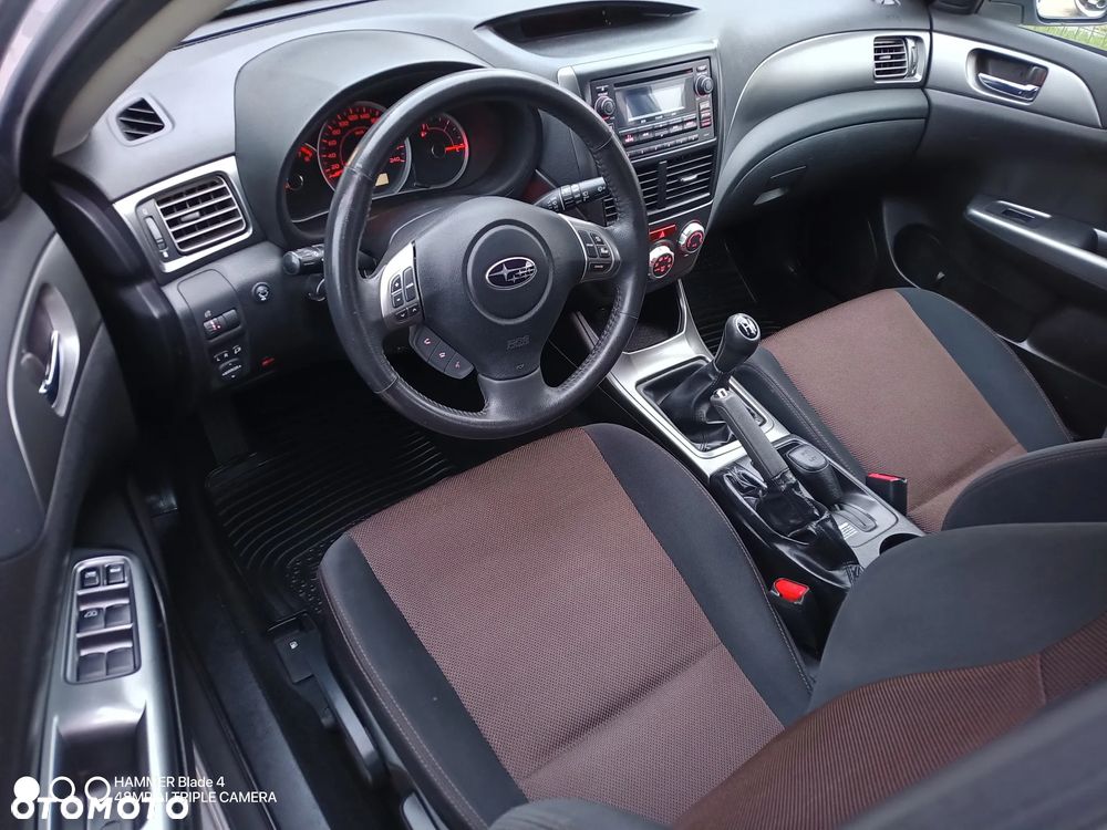 Subaru Impreza XV 2.0R - 15