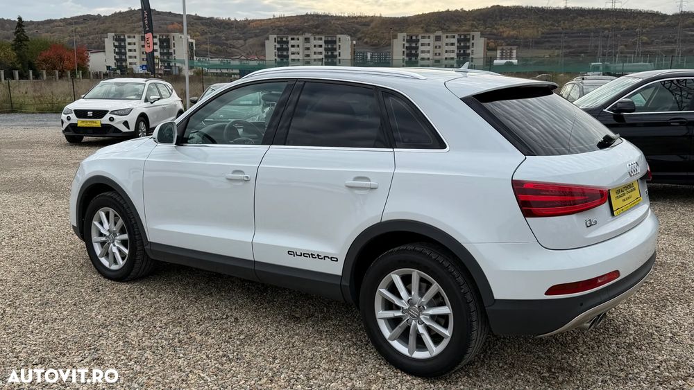 Audi Q3 2.0 TDI Quattro S tronic - 12