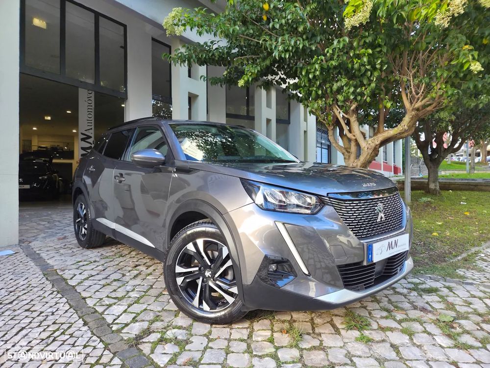 Peugeot 2008 1.2 PureTech Allure EAT8 - 3