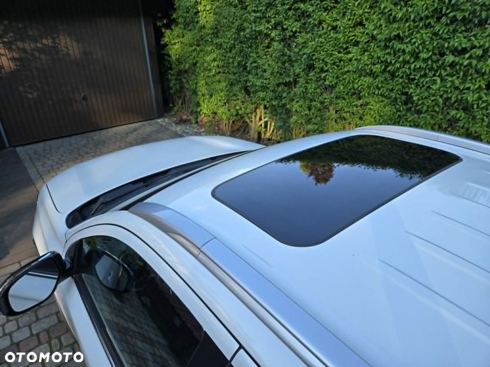 Mitsubishi Outlander - 14