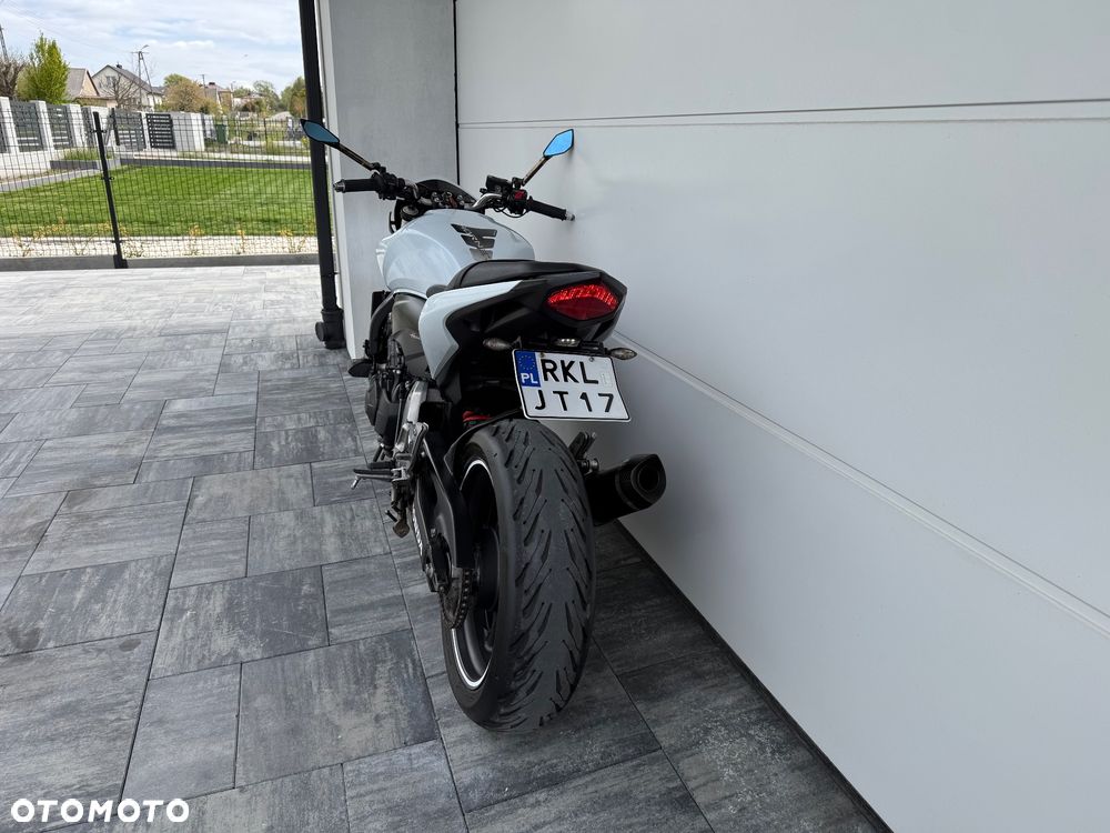 Honda Hornet - 2