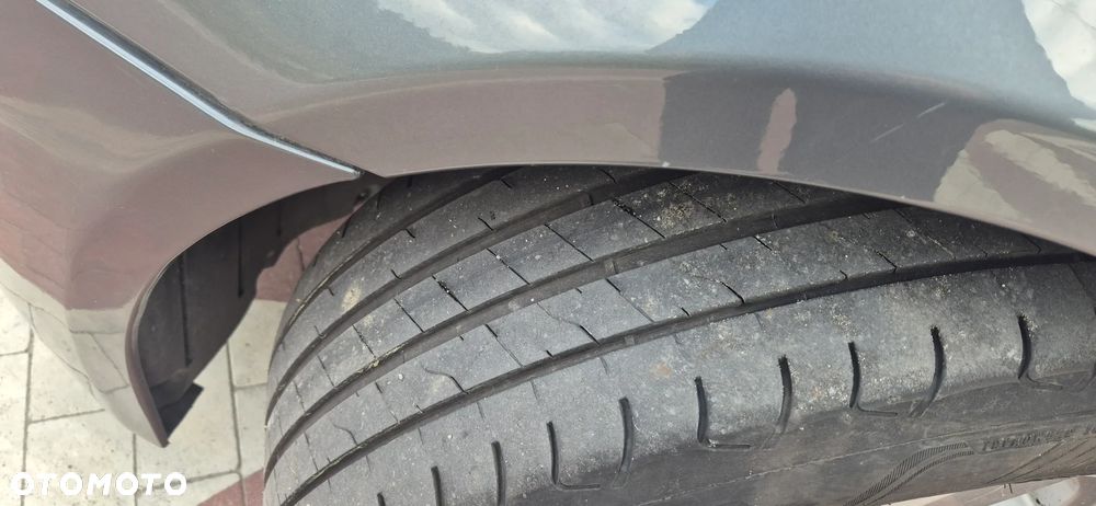 BMW Seria 5 525d - 14