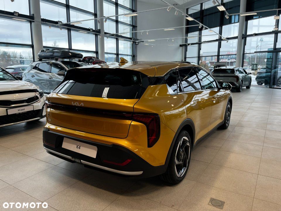 Kia K4 - 5