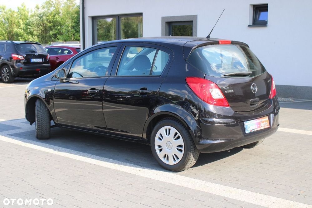 Opel Corsa - 4