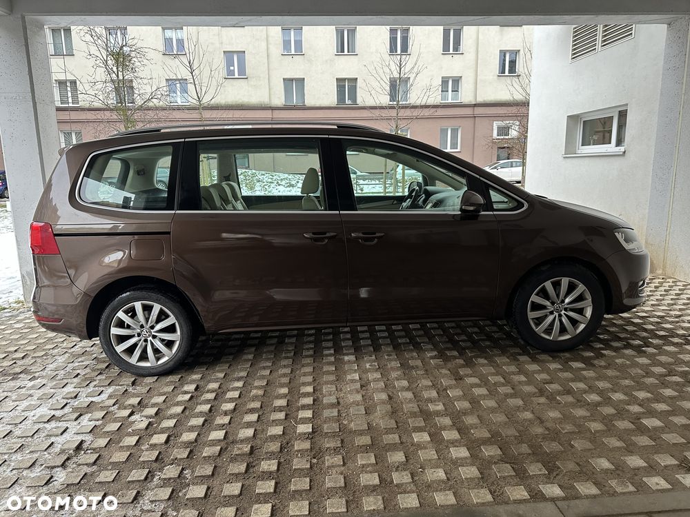 Volkswagen Sharan 2.0 TDI Comfortline DSG - 18