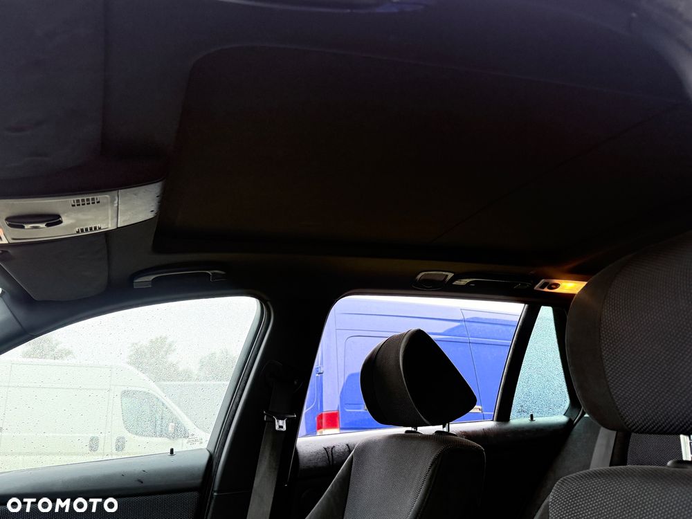 BMW Seria 3 335i Touring Edition Sport - 21