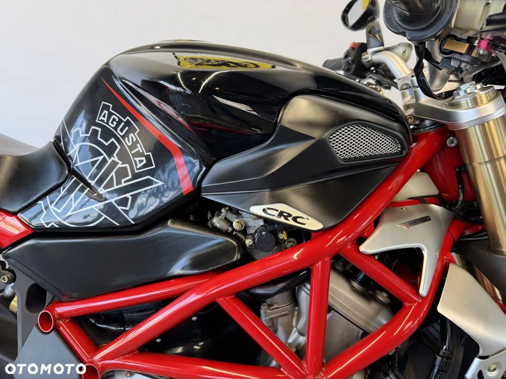 MV AGUSTA Brutale - 11