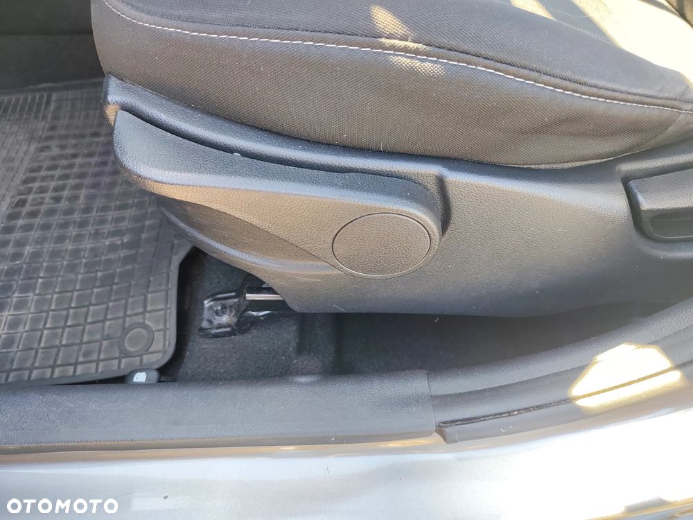 Kia Picanto 1.0 Dream Team Edition - 14