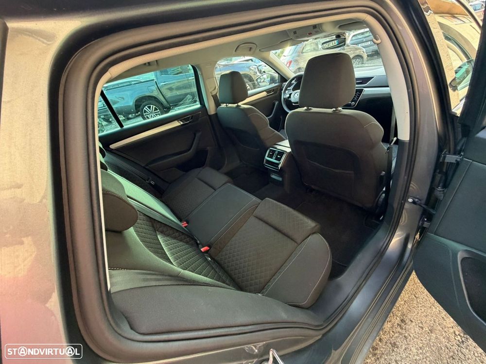 Skoda Superb Break 2.0 TDI Business Line DSG - 10