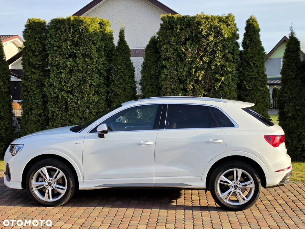 Audi Q3 45 TFSI Quattro S tronic S line - 2
