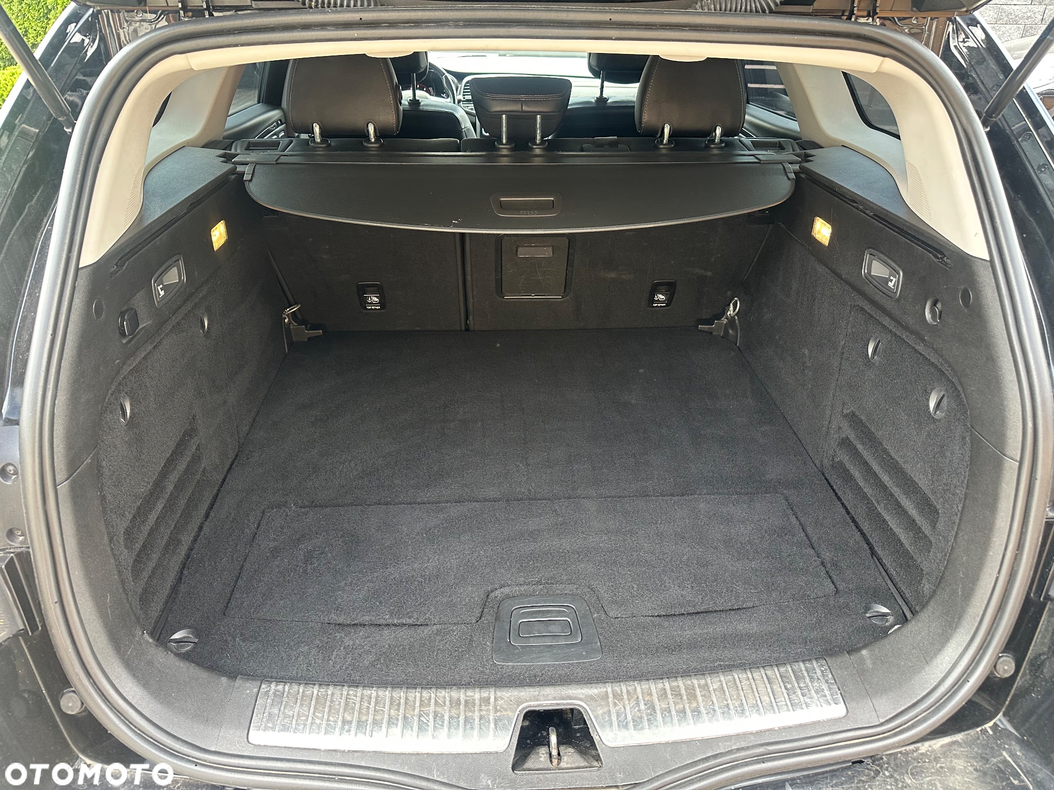 Renault Talisman Grandtour BLUE dCi 150 LIMITED - 33