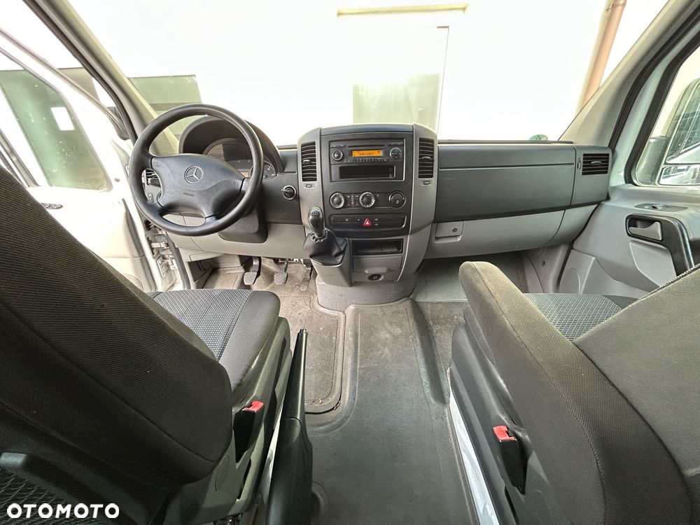 Mercedes-Benz sprinter - 5