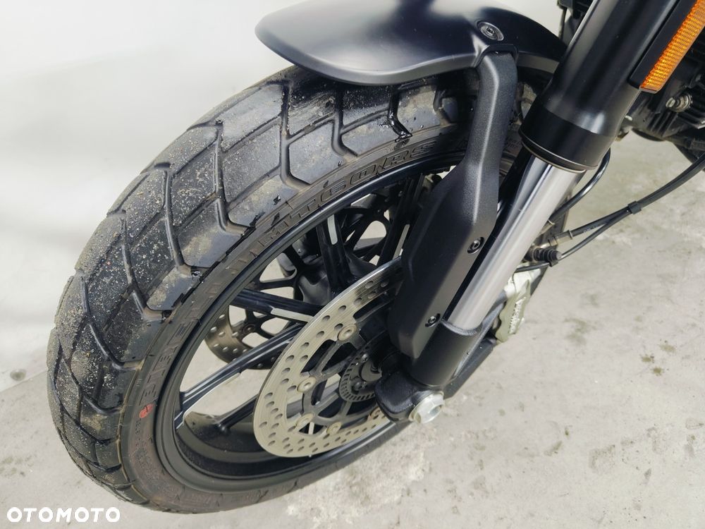 Ducati Scrambler - 21