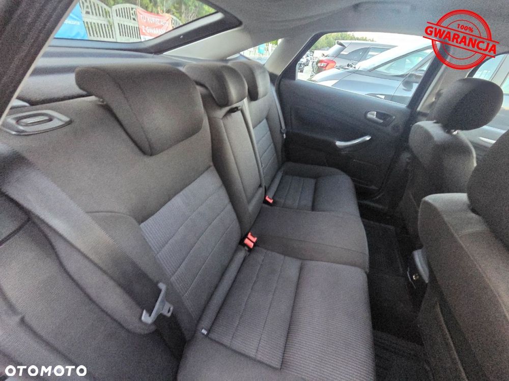 Ford Mondeo - 24