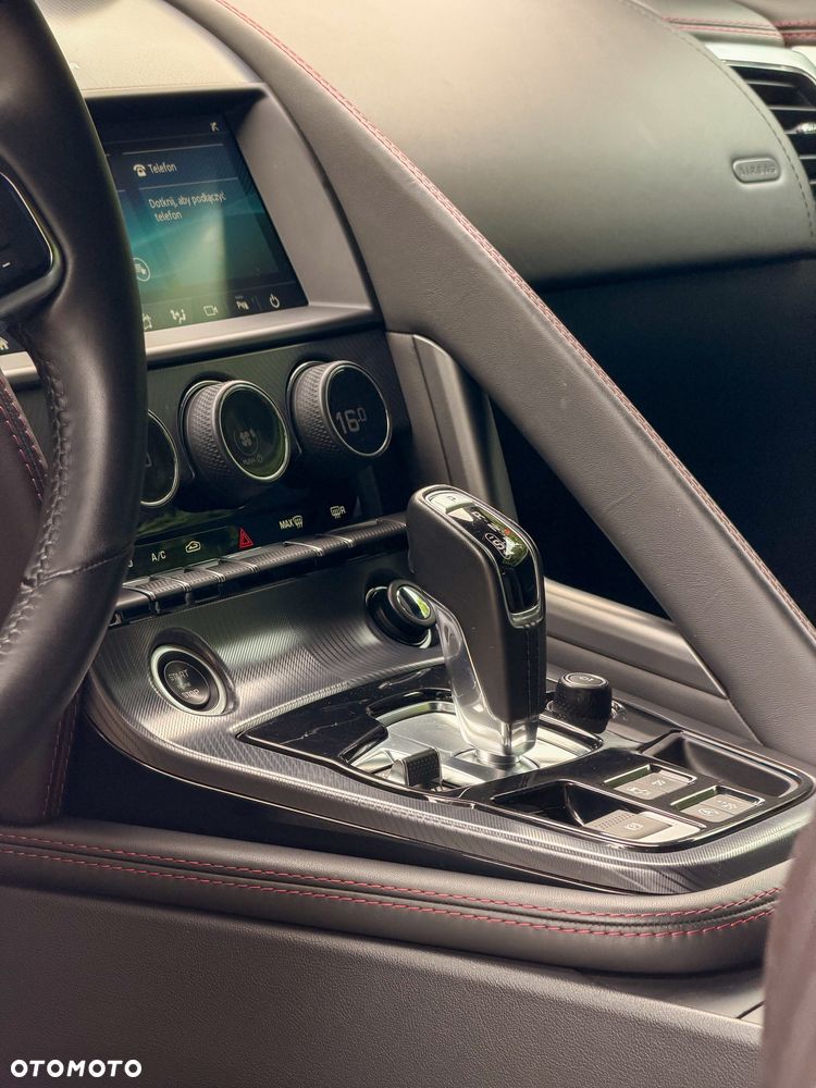 Jaguar F-Type AWD R-Dynamic - 33