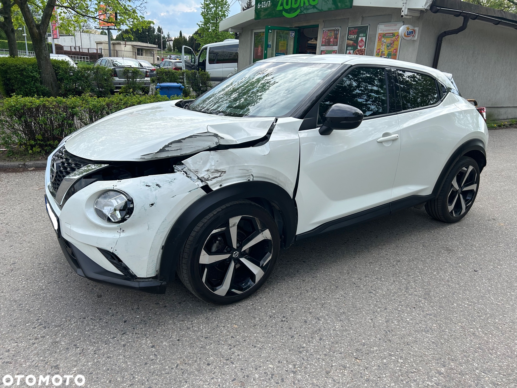 Nissan Juke 1.0 DIG-T N-Connecta DCT - 4