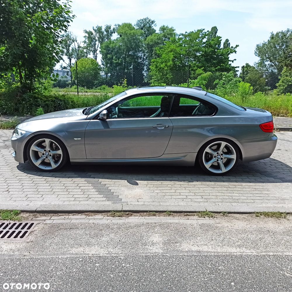 BMW Seria 3 335i M Sport Edition - 7