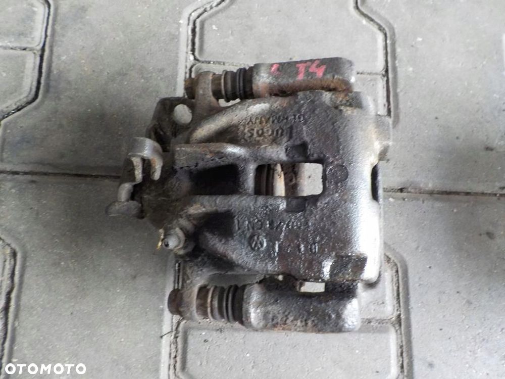 VW T4 96-03 ZACISK HAMULCOWY PRAWY LEWY TYŁ TYLNY JARZMO KOMPLET - 2