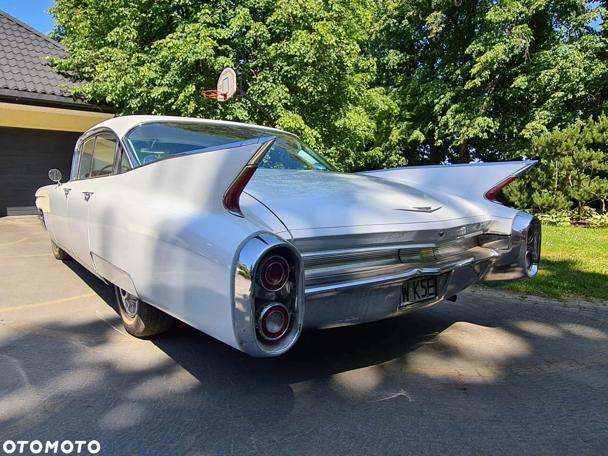 Cadillac Deville - 2