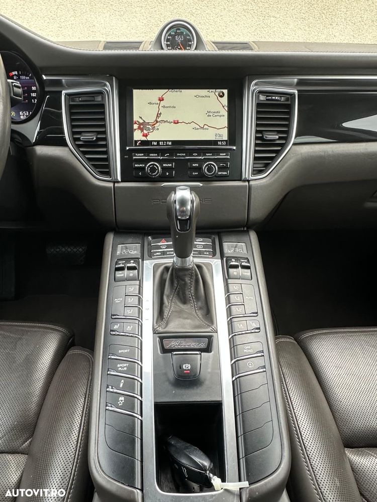 Porsche Macan 3.0 PDK S - 15