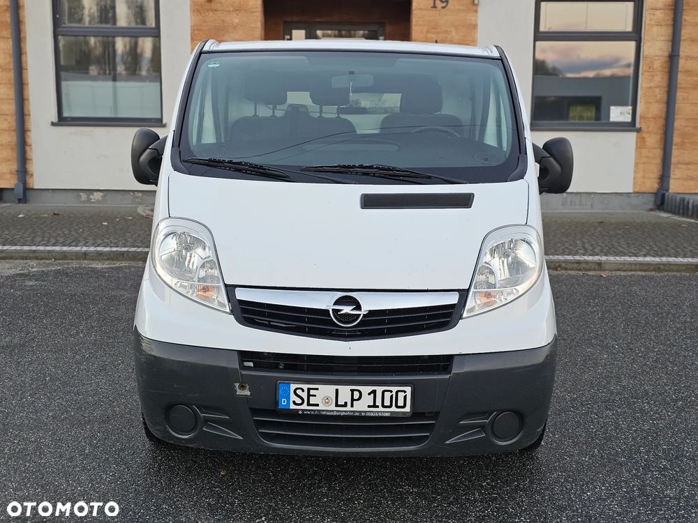 Opel Vivaro - 2