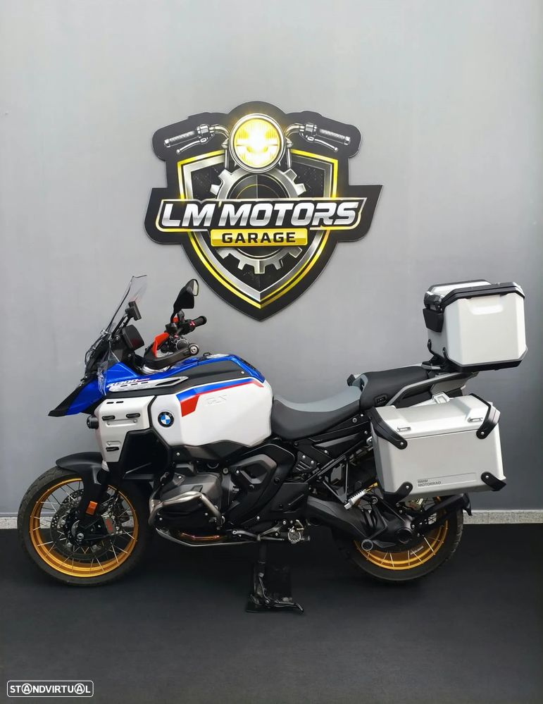 BMW R 1300 GS Adventure Trophy - 11