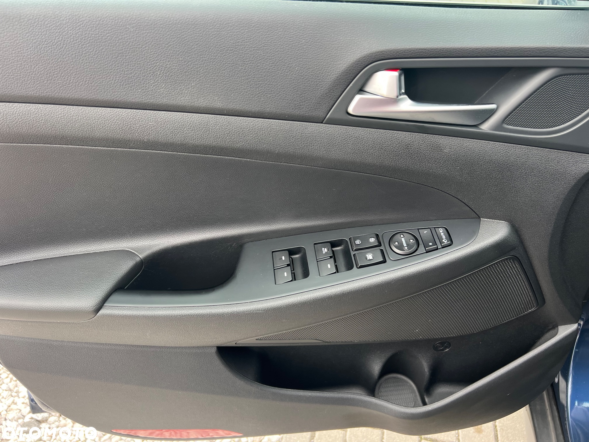Hyundai Tucson blue 1.7 CRDi 2WD DCT Premium - 20