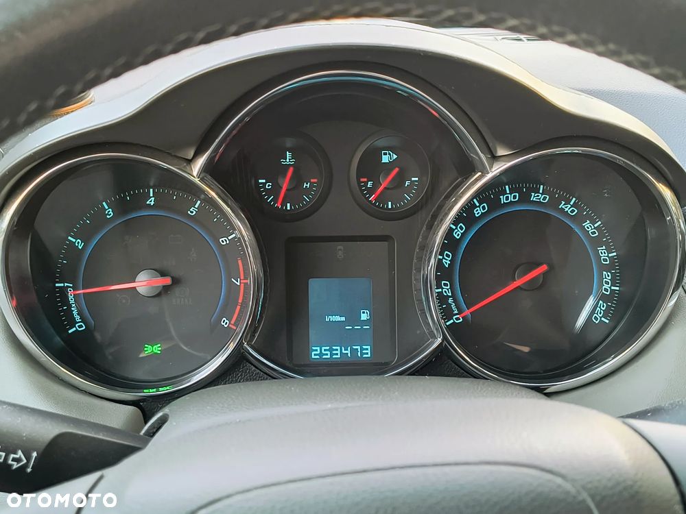 Chevrolet Cruze 1.8 LTZ - 5