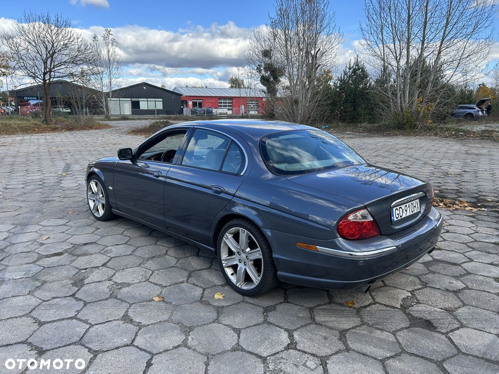 Jaguar S-Type - 4
