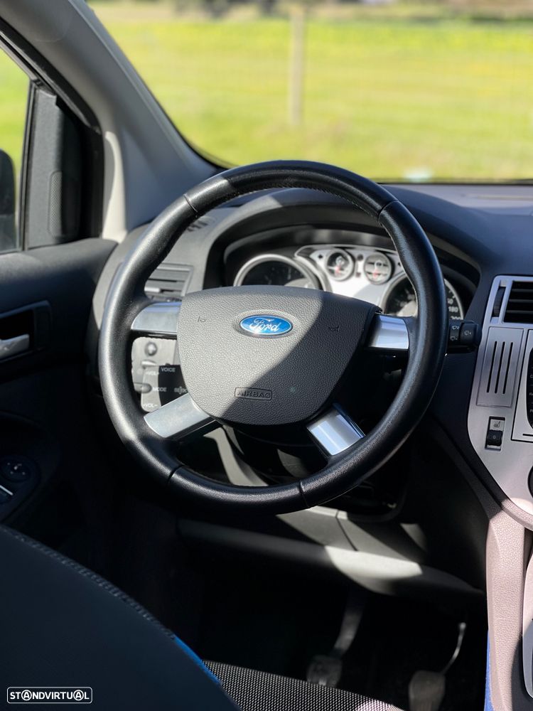 Ford Kuga 2.0 TDCi Titanium - 13