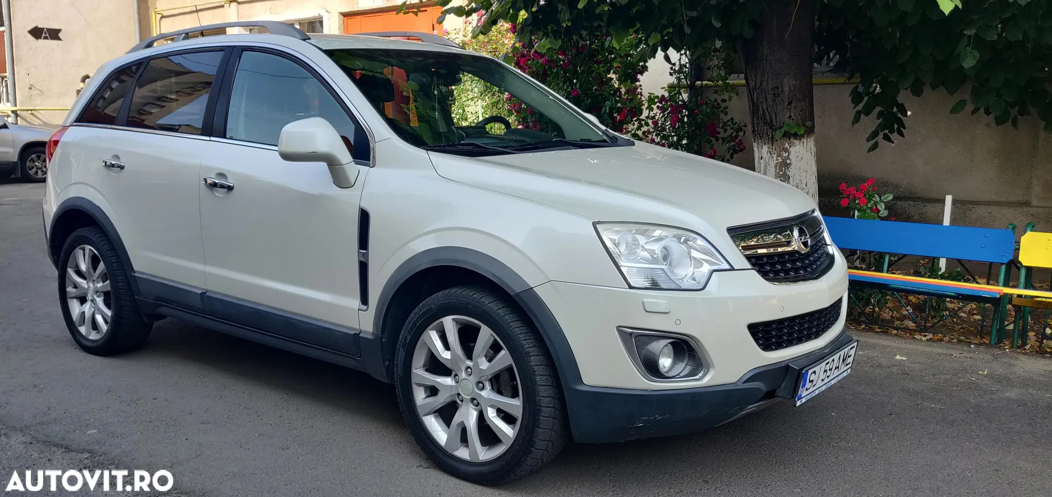 Opel Antara 2.2 ECOTEC AWD Cosmo Aut. - 2