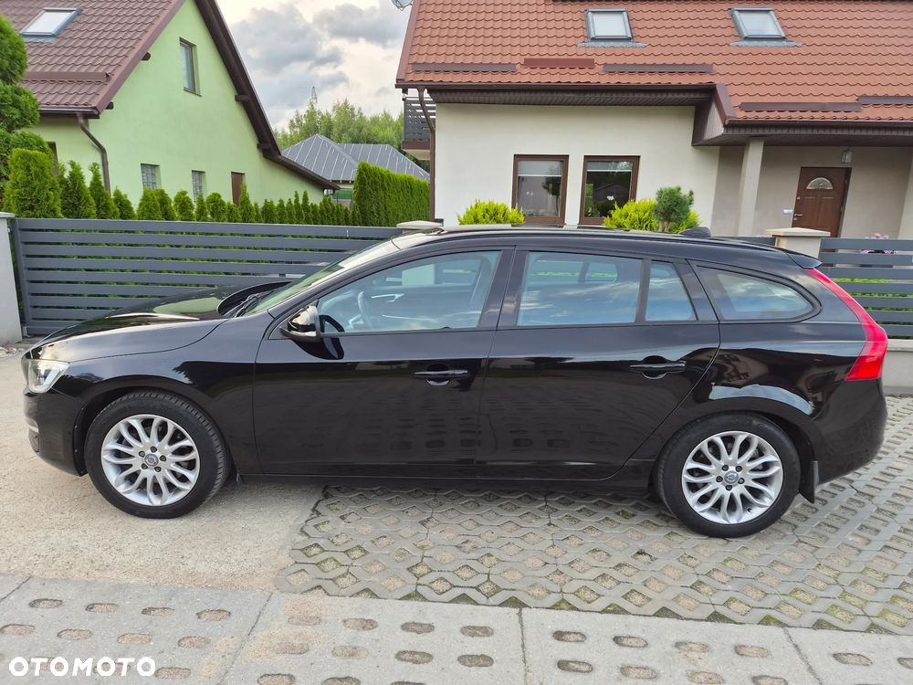 Volvo V60 D2 Kinetic - 14
