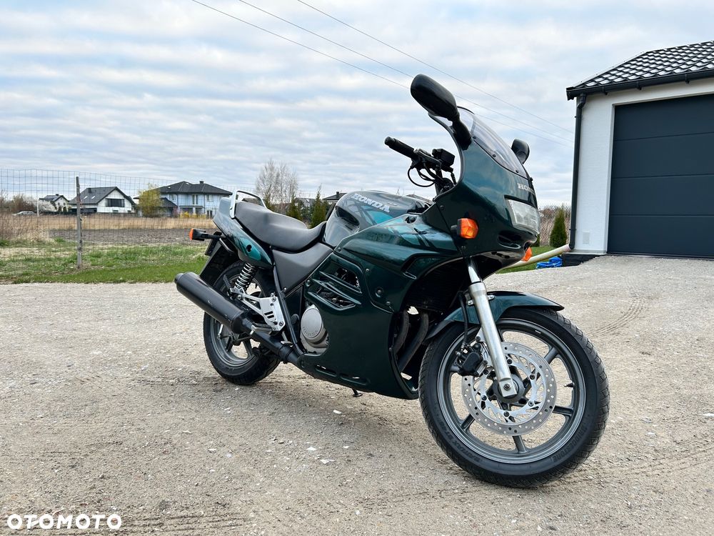 Honda CB - 4