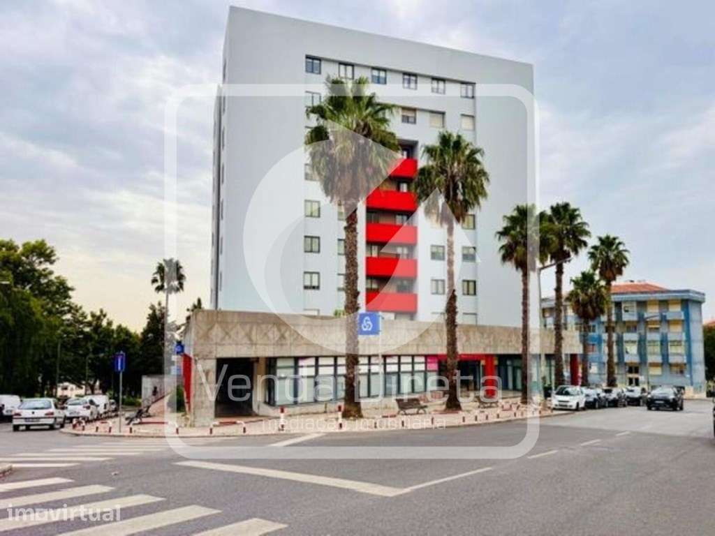 Loja Comercial com 50,54 M². Ramada, Odivelas - IMÓVEL DA BANCA - Grande imagem: 2/15