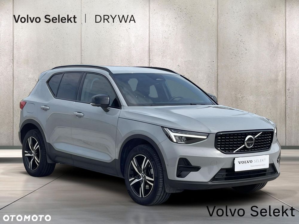Volvo XC 40 B3 Plus Dark - 9