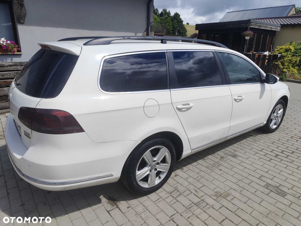 Volkswagen Passat Variant 2013 photo 4