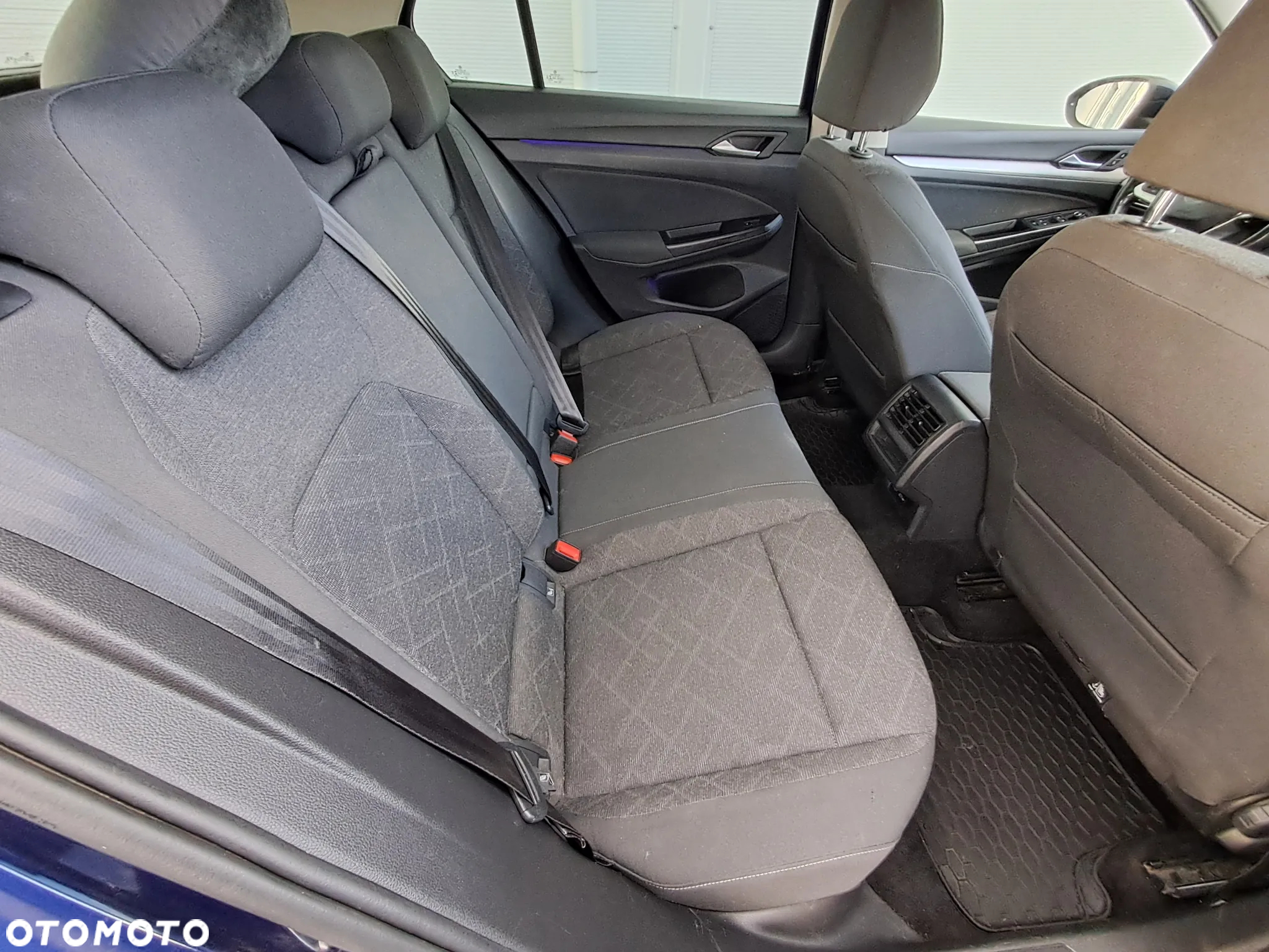 Volkswagen Golf VIII 1.5 TSI EVO Life - 13
