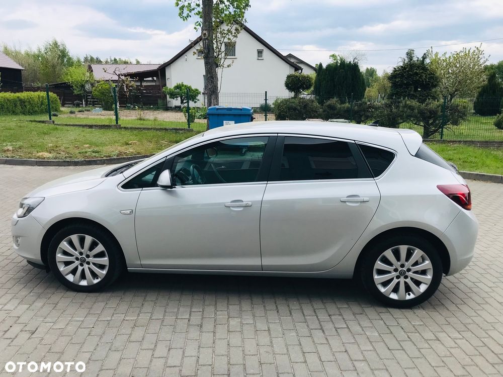 Opel Astra - 11