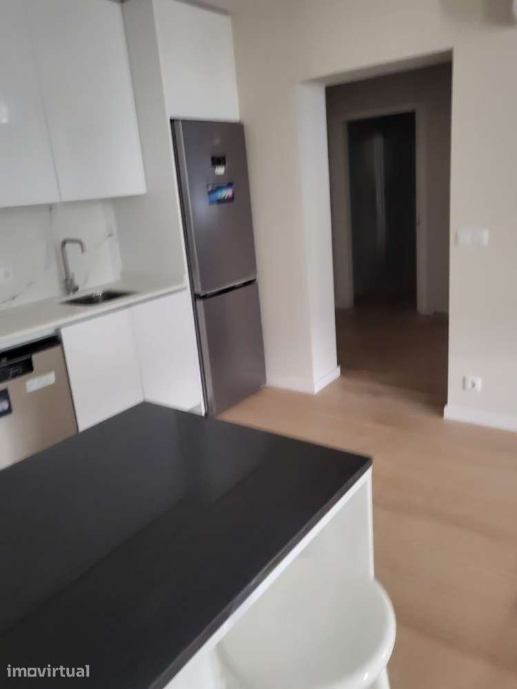 T1 com cozinha equipada no centro de Vila Verde - Grande imagem: 2/6