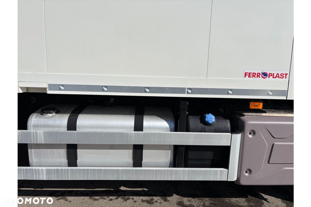 Renault T380 4x2 EURO6 + CARRIER SUPRA 1150 U - 26