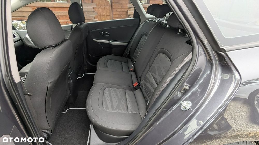 Kia Ceed 1.4 CVVT Attract - 16