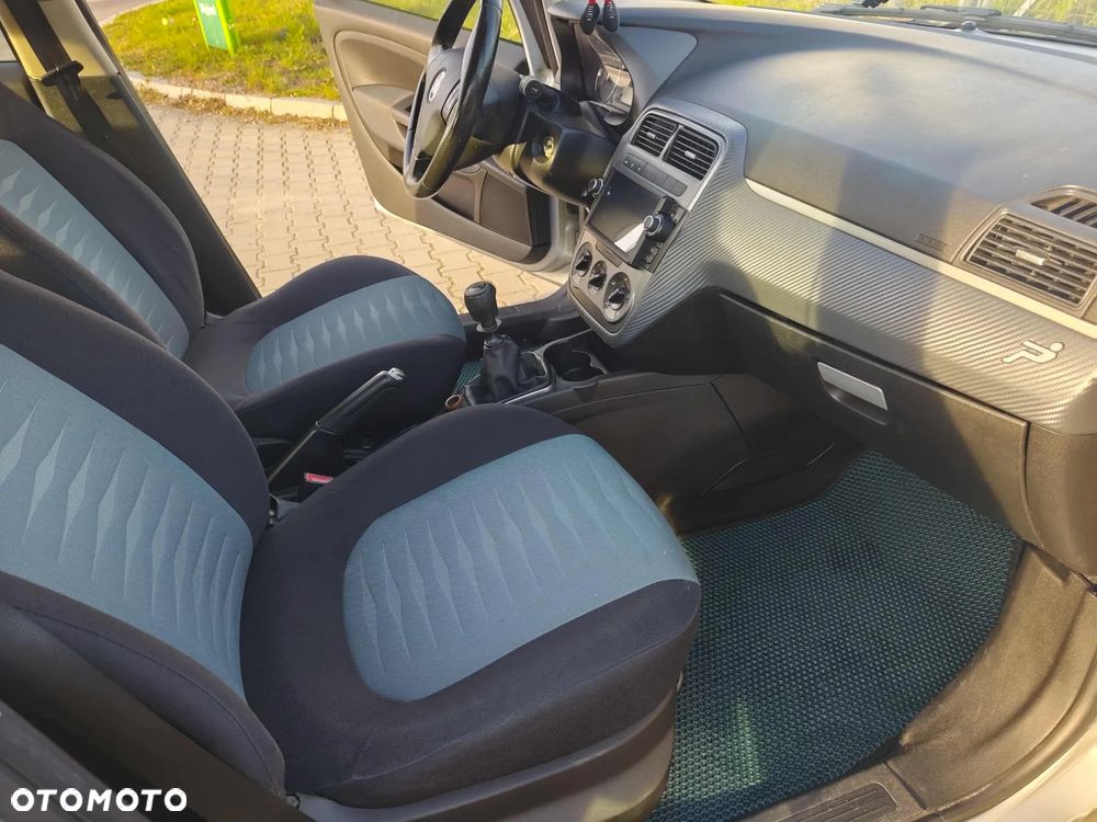 Fiat Punto - 10
