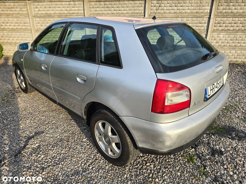 Audi A3 Sportback 1.6 Ambiente - 7